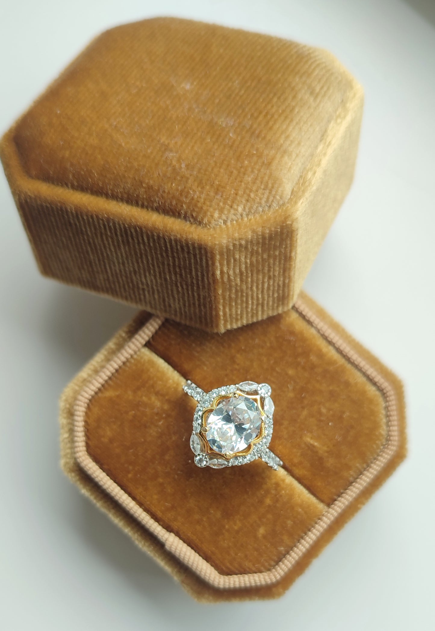 'Sylvie' Halo Ring