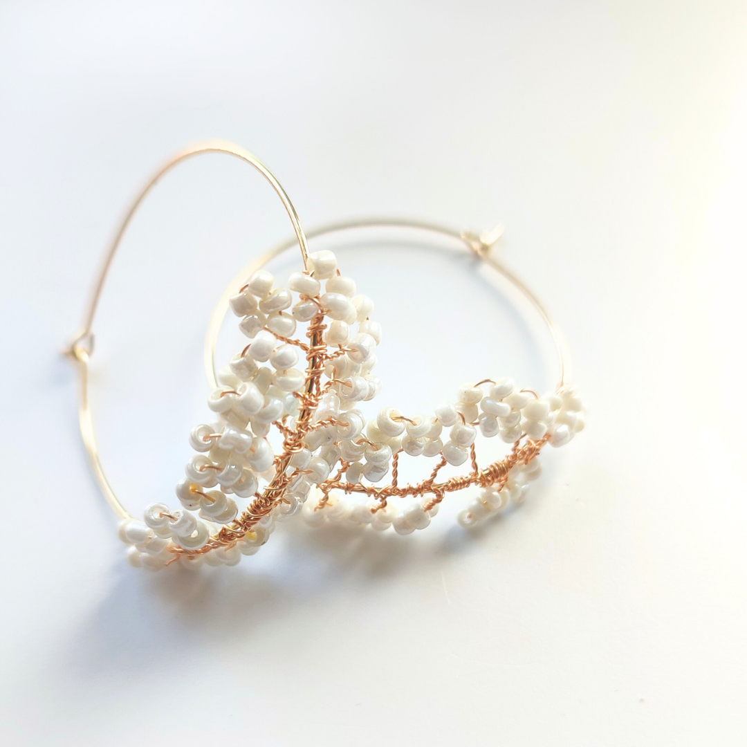 Wire Leaf Design Hoop Earrings