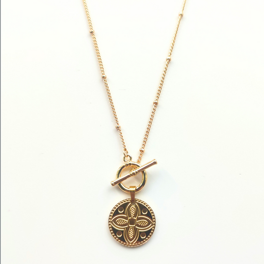 Floral Disc Pendant Necklace