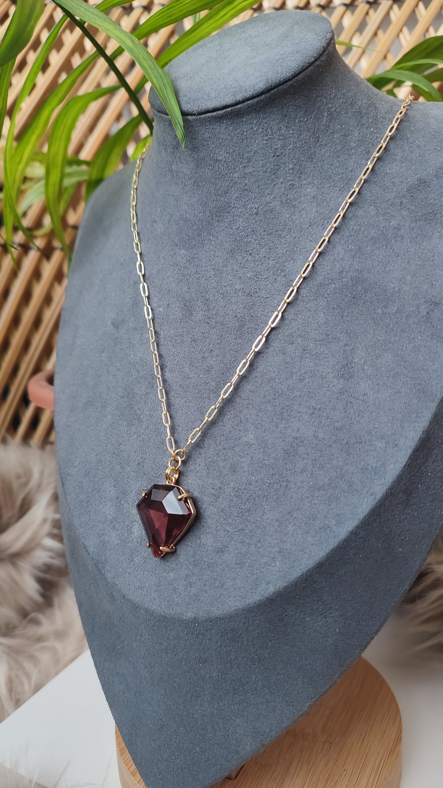 Burgundy Glass Pendant Necklace